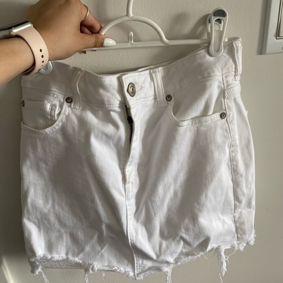 Size 10 next level stretch white skirt! - Picture 1 of 3